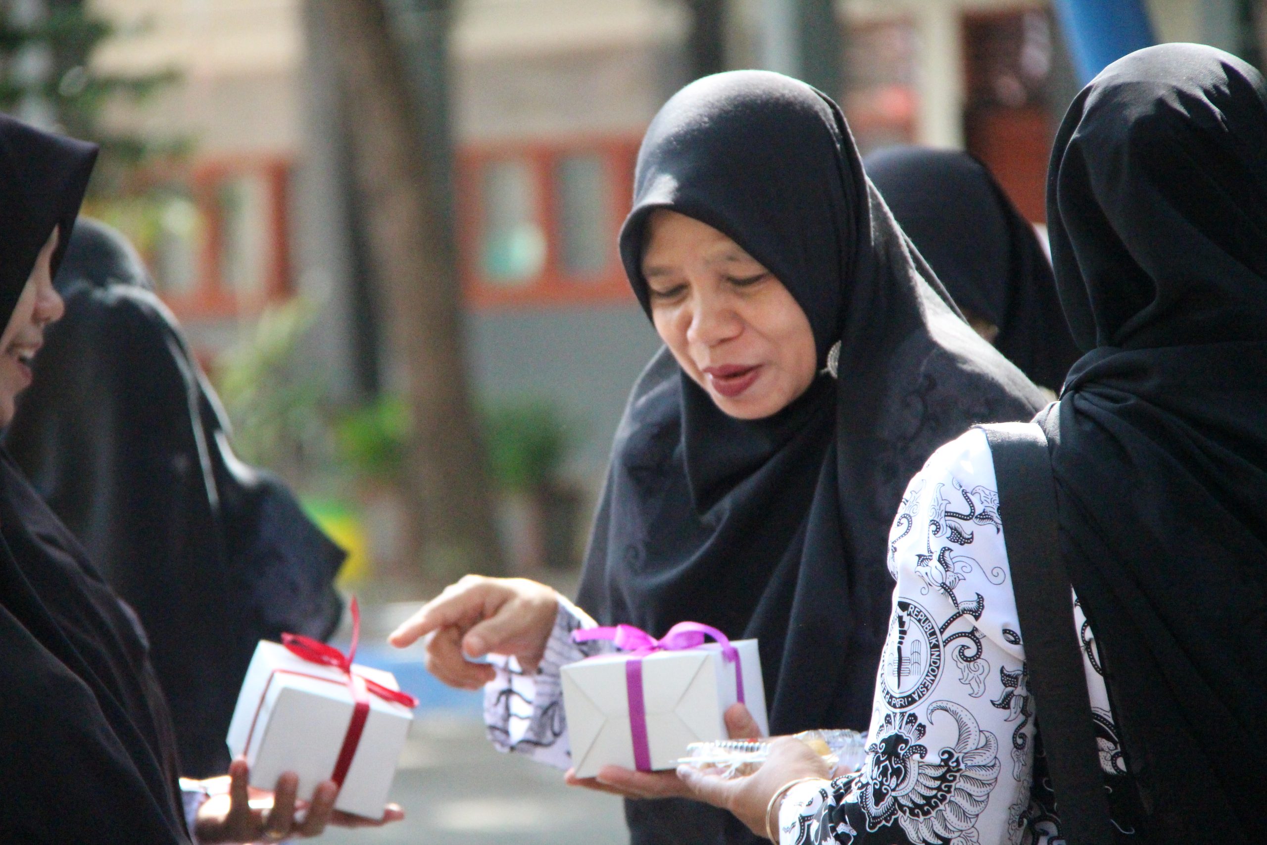 SMA Negeri 2 Banda Aceh menggelar serangkaian acara memperingati Hari Guru Nasional ke-79 yang berlangsung pada Senin (25/11/2024). (Foto: MC Smandu/Awaluddin)